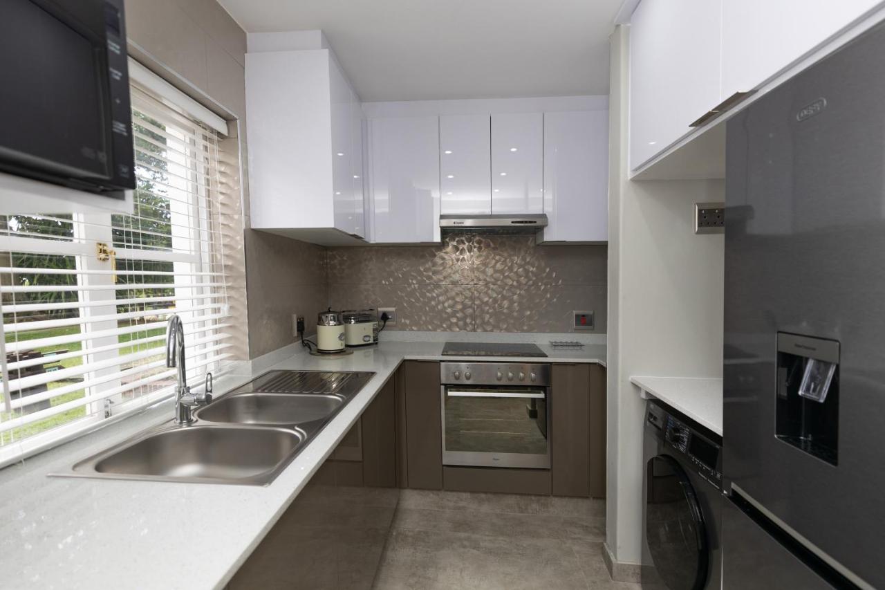 Caribbean Estates - 35 Montego Bay By Luxe Apartment พอร์ตเอ็ดเวิร์ด ภายนอก รูปภาพ